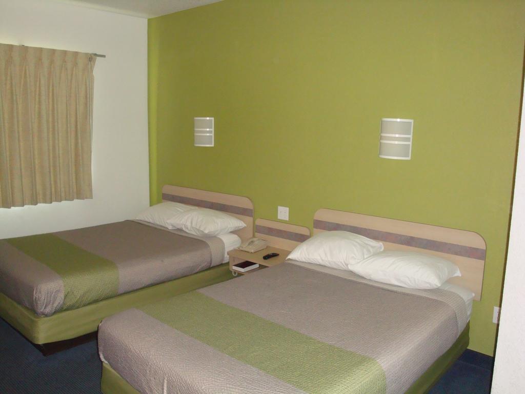 Lakeside Inn Lake Havasu City Extérieur photo